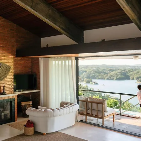 Casa Lorena Exclusive Retreat In Serra, Tomar Villa