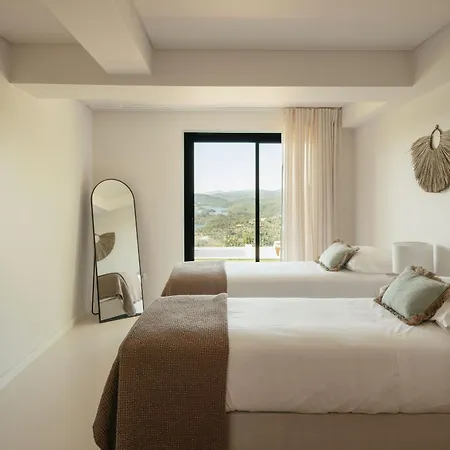 Casa Lorena Exclusive Retreat In Serra, Tomar Tomar