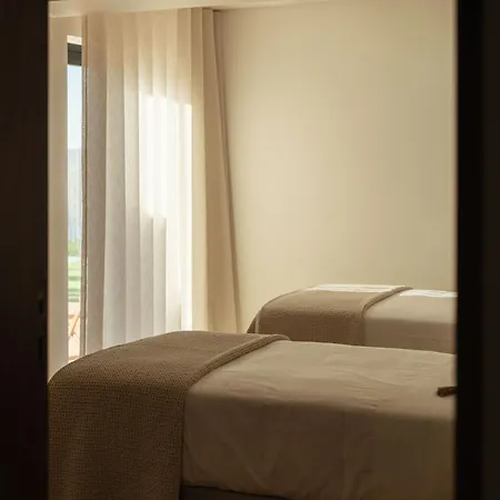 Casa Lorena Exclusive Retreat In Serra, Tomar Villa