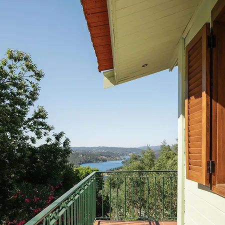 Casa Lorena Exclusive Retreat In Serra, Tomar *